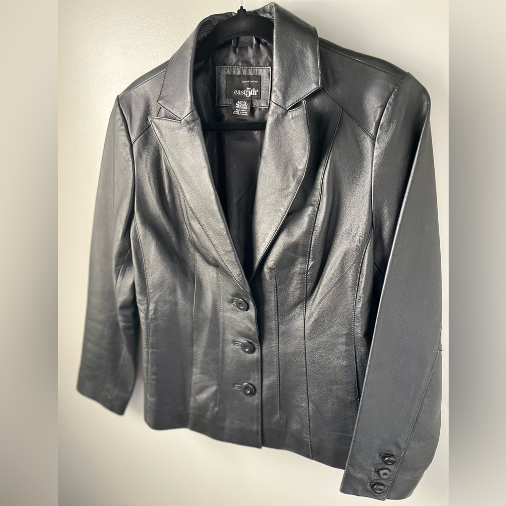 Women’s leather jacket by East 5th 3 button size petite medium